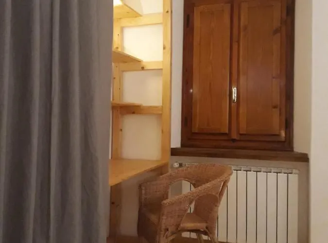 Antica Terrazza Pietramala فندق مبيت وإفطار *